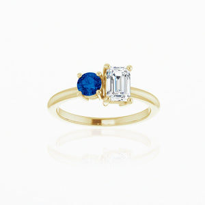 Charo Emerald-Round Diamond and Gem Ring